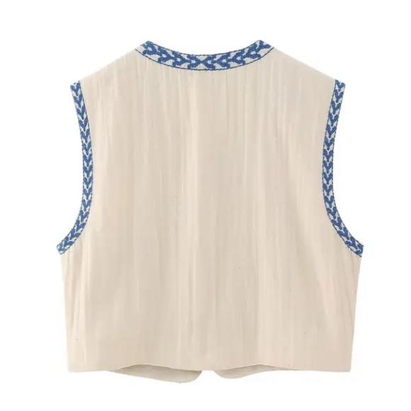 ⭐️HP! Vest embroidered with blue flowers. Size L. New! - Picture 5 of 10